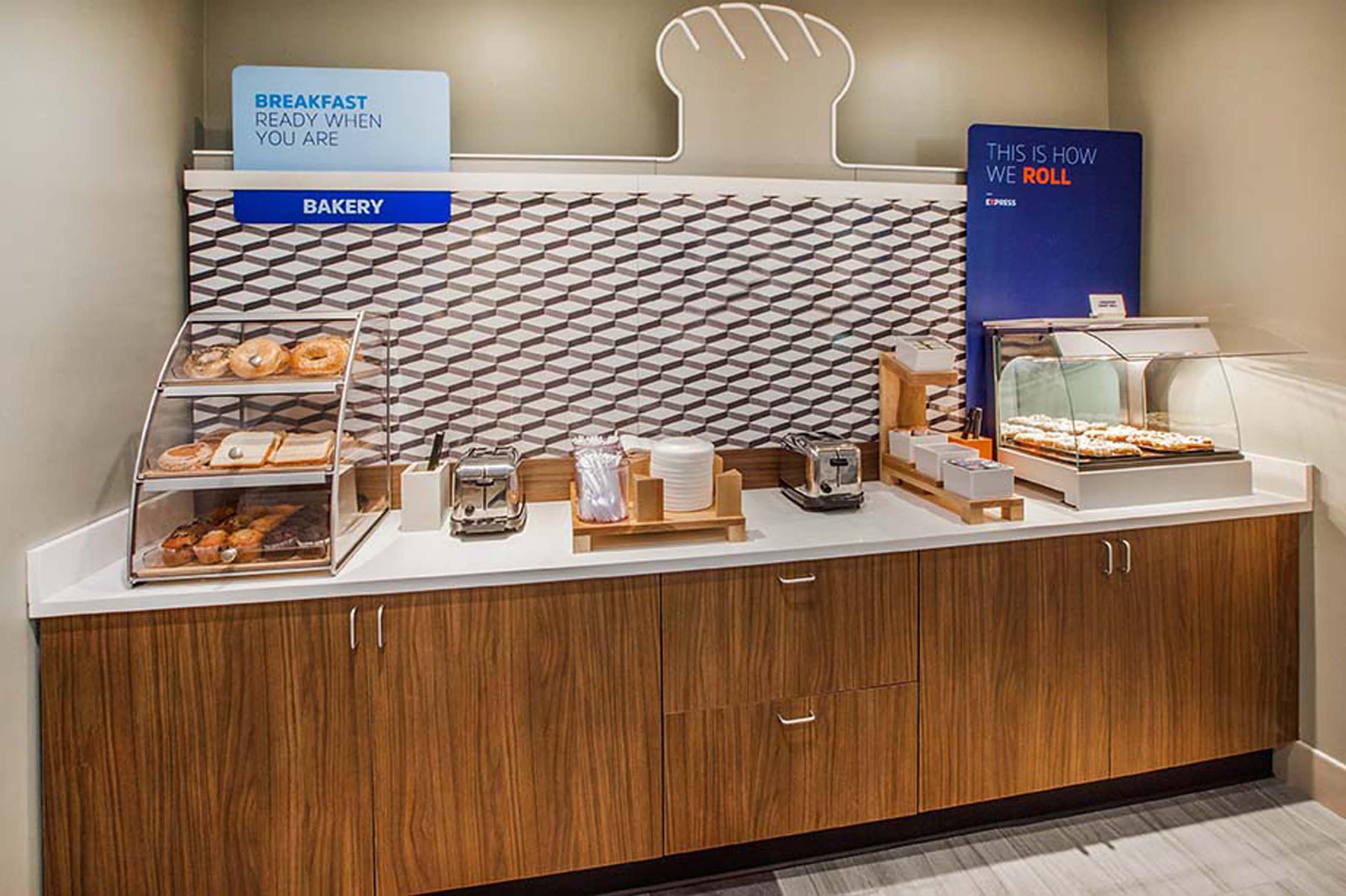 Holiday Inn Express Harvey-Marrero By Ihg Экстерьер фото